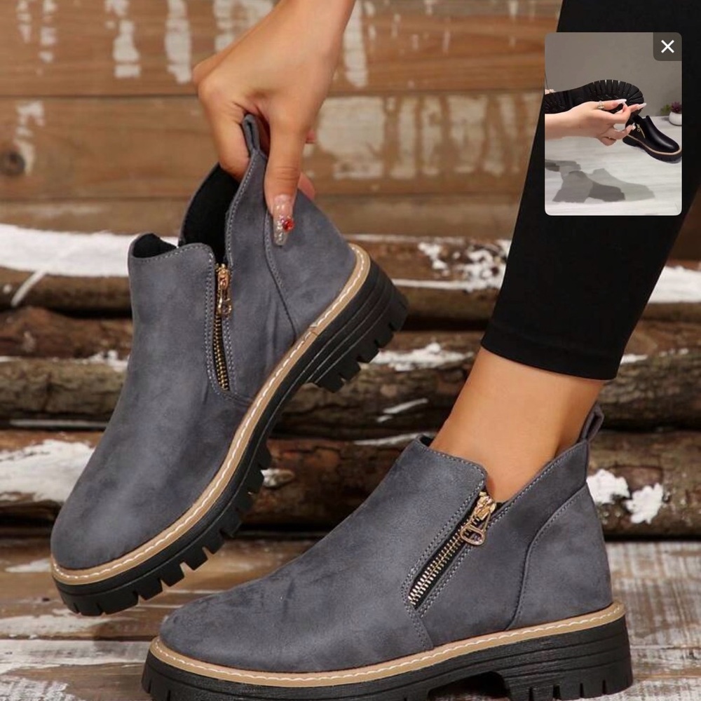 Stylish Gray Ankle Boots with Zipper - Picture 2 of 3